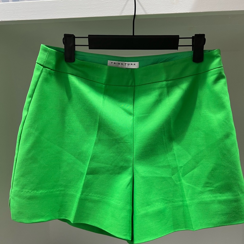 Trina Turk ALISE SHORT size 6